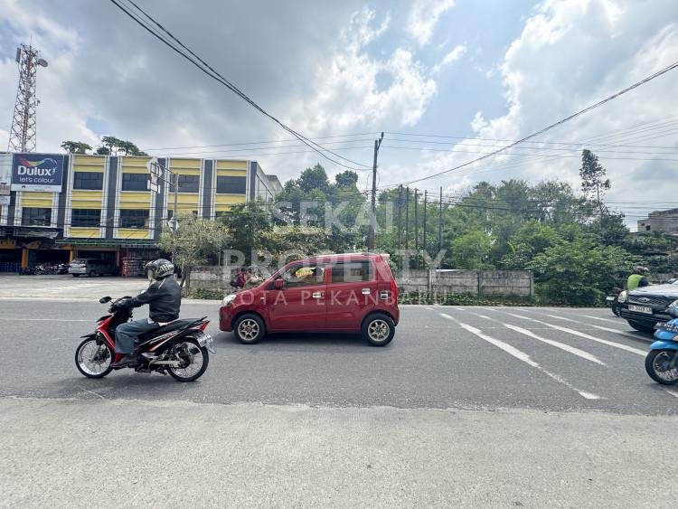 Lihat semua foto