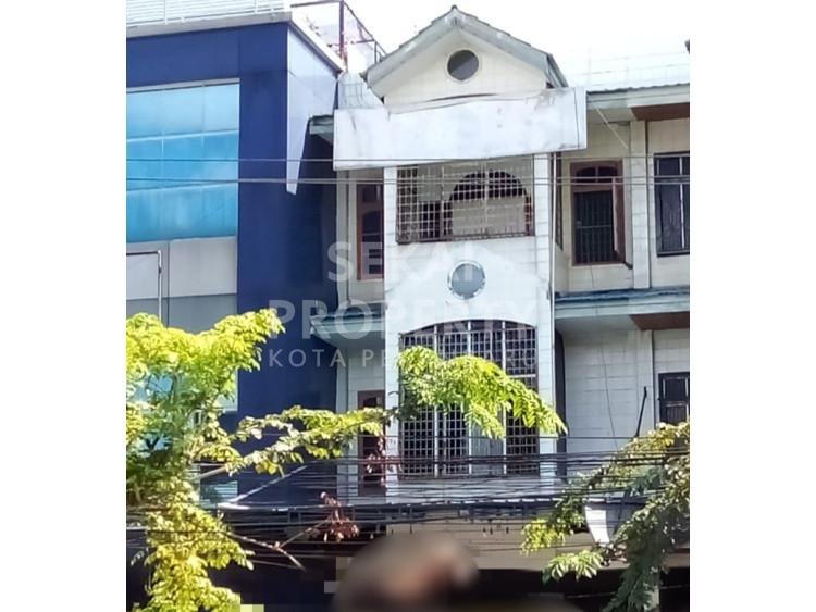 Disewa Ruko 3 Lantai Tepi Jl. Harapan Raya
