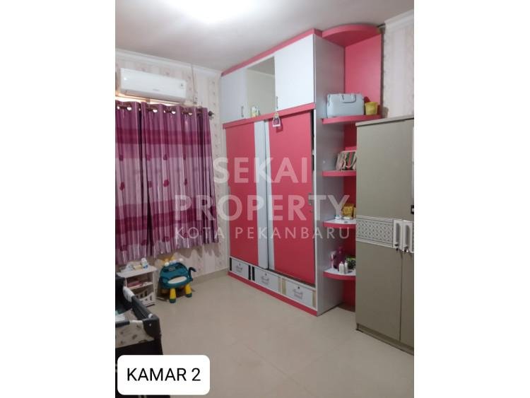 Lihat semua foto