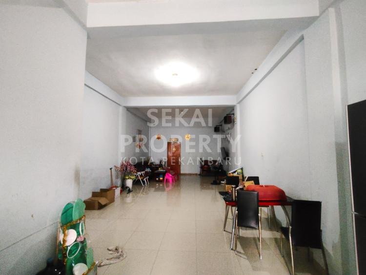 DIJUAL RUKO 3 LANTAI SIAP PAKAI LOKASI DEKAT JL.KUANTAN-PEKANBARU