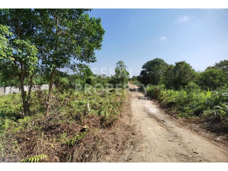 Dijual Tanah Tepi Jalan Berlokasi Strategis Jl. Labersa