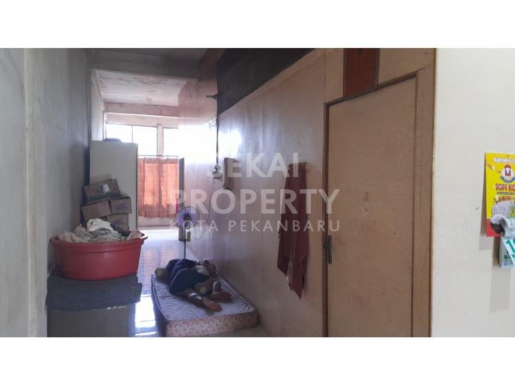 Dijual Ruko 3 lantai lokasi Jl. Sekolah / Rumbai-pekanbaru