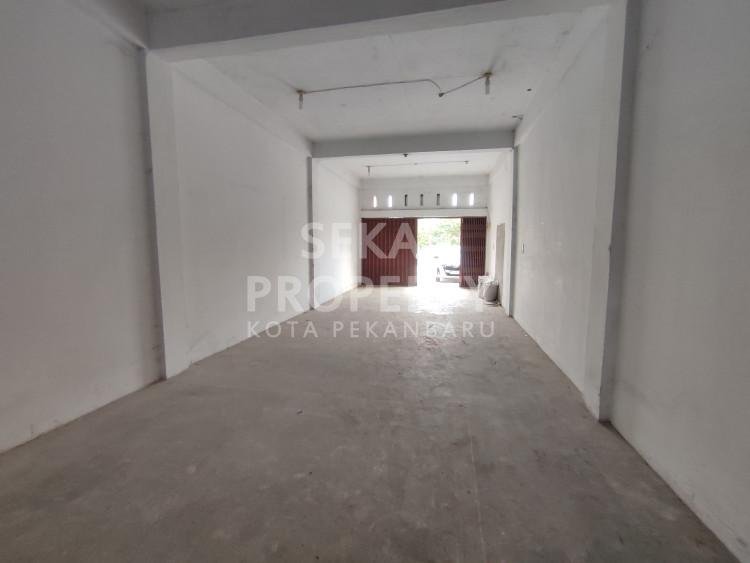 Disewakan Ruko 3 Lantai Jl. Sigunggung /Darma Bakti
