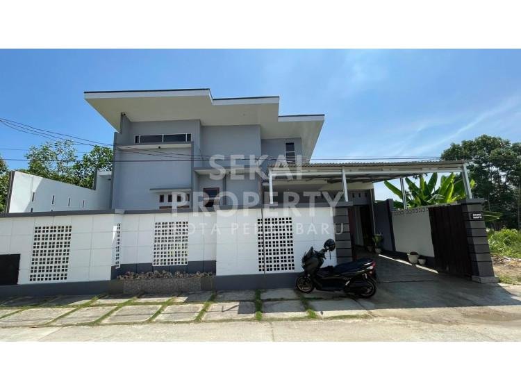 DIJUAL RUMAH SIAP HUNI JL.ELDEWIS RUMBAI