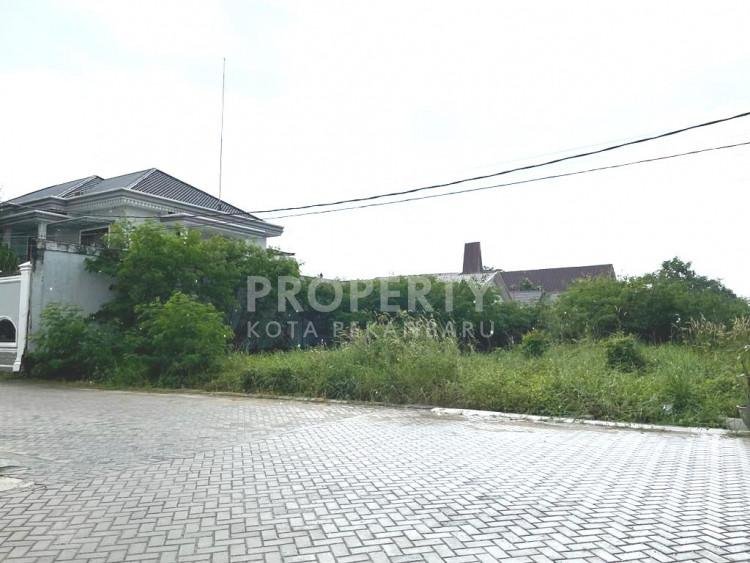 Dijual sebidang tanah dalam komplek perumahan Villa Permata Arengka Jl. Soekarno Hatta - Pekanbaru