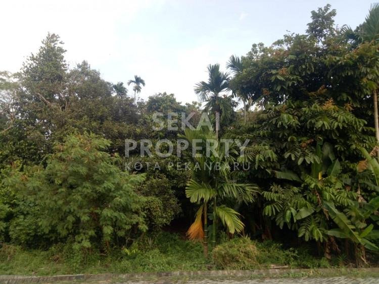 Dijual tanah di Jl. Melati III / Arifin Ahmad - Pekanbaru