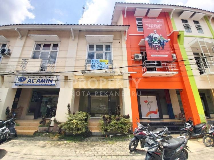 Dijual Ruko 3 Lantai Jl. Parit Indah / Jl. Datuk Setia Maharaja, Bukit Raya, Pekanbaru