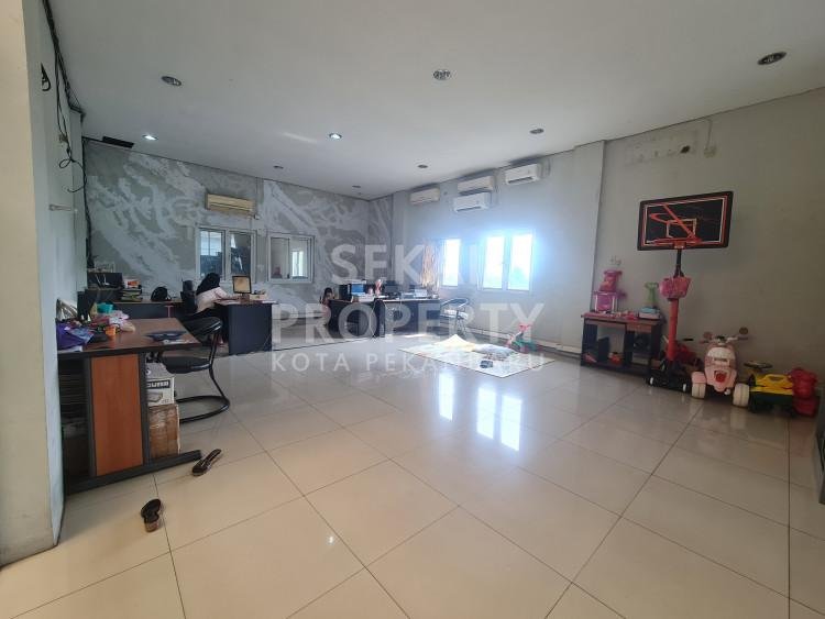 Lihat semua foto