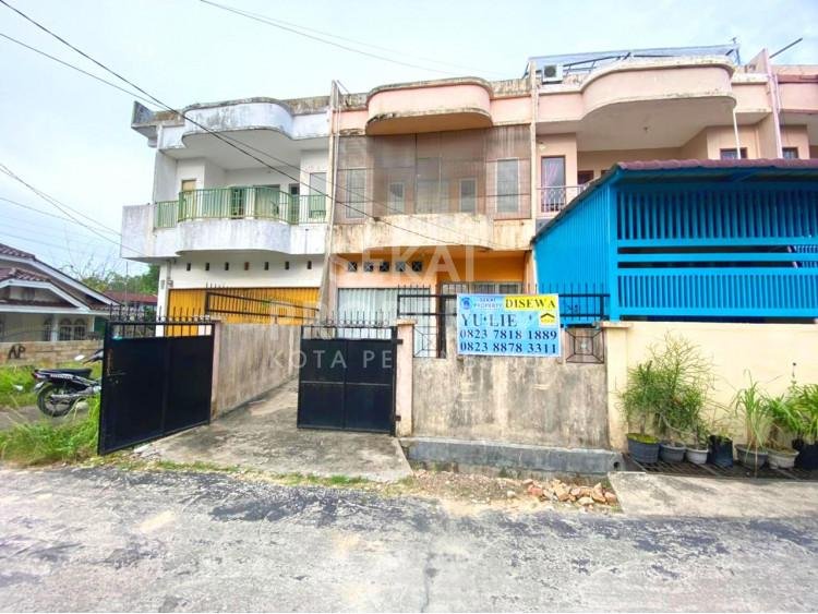 DIJUAL RUMAH 2 LANTAI LUAS LOKASI JL.BAMBU KUNING-PEKANBARU