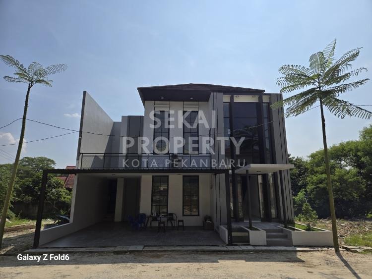 DIJUAL RUMAH CLUSTER MEWAH 2LT DEKAT JL.JENDRAL SUDIRMAN