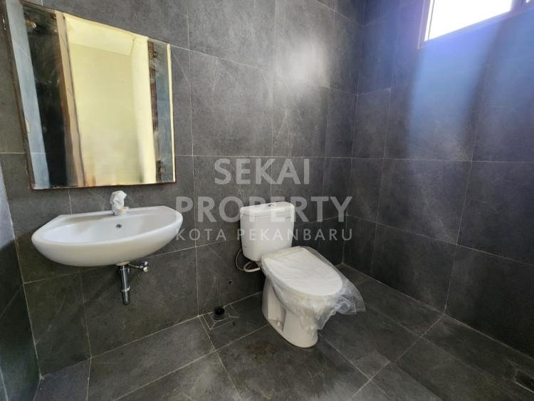 DIJUAL/DISEWA RUMAH CLUSTER MEWAH DI JL. DUYUNG