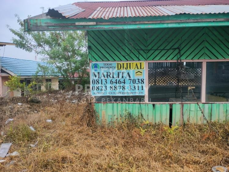 Dijual Tanah Bonus Bangunan dan Gudang di jl.Beringin Dekat Polda