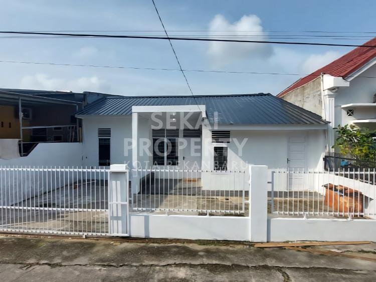 DIJUAL RUMAH SIAP HUNI JL. BUKIT BARISAN
