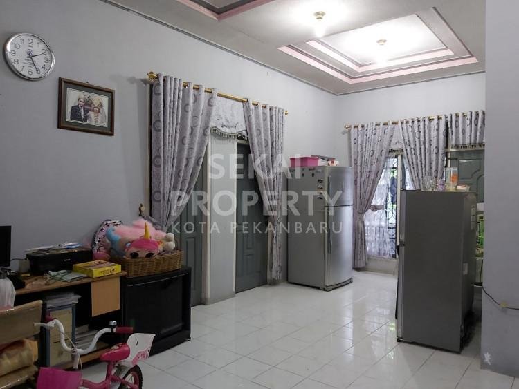 Lihat semua foto