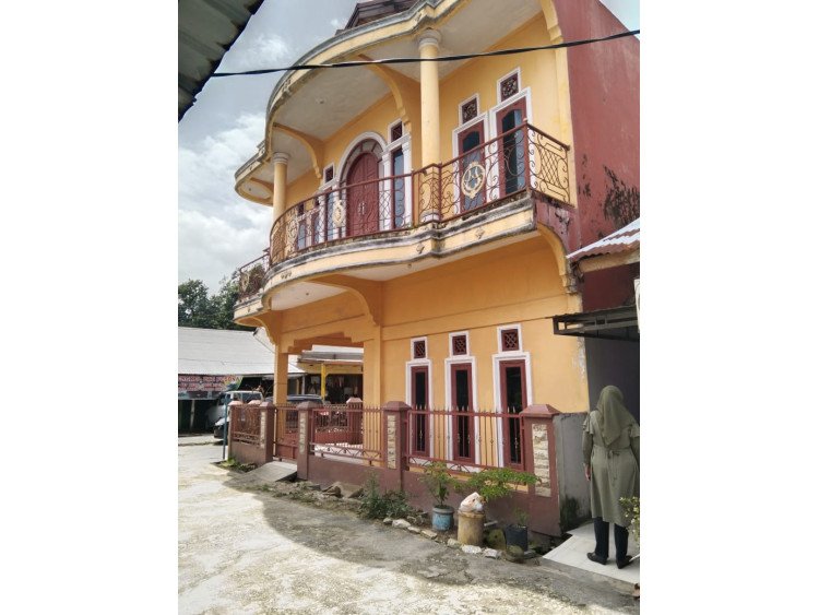 DI JUAL RUMAH MURAH 2 LANTAI LOKASI KUBANG JAYA
