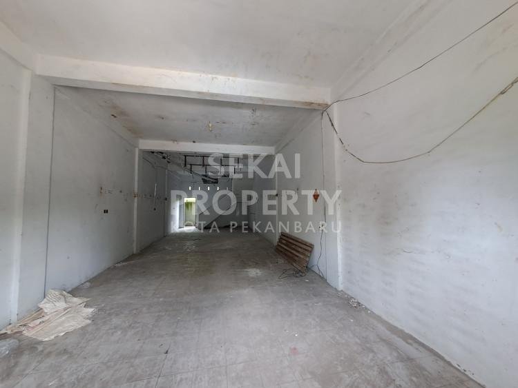 DIJUAL 2 UNIT RUKO GANDENG 2,5 LANTAI DI JL.SATRIA-PEKANBARU