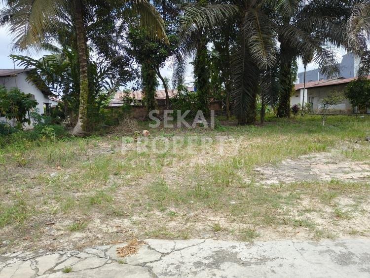 DIJUAL TANAH BONUS BANGUNAN LOKASI RAYA PASIR PUTIH PEKANBARU RIAU