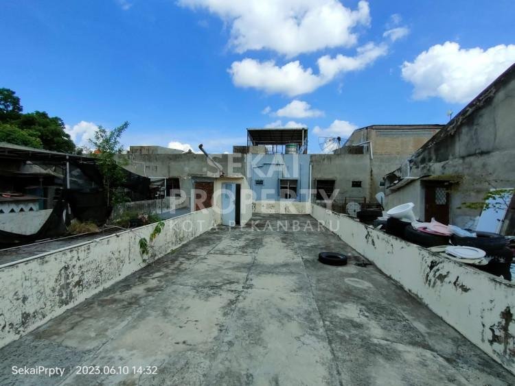 Dijual Ruko Gandeng Depan + Belakang siap pakai di Tepi Jalan Besar, Di Jl. Tuanku Tambusai / Nangka - Pekanbaru