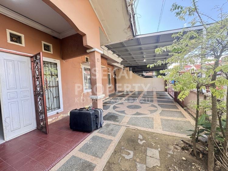 DIJUAL RUMAH SiAP HUNI JL.DUYUNG