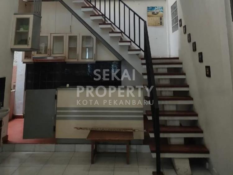 Lihat semua foto