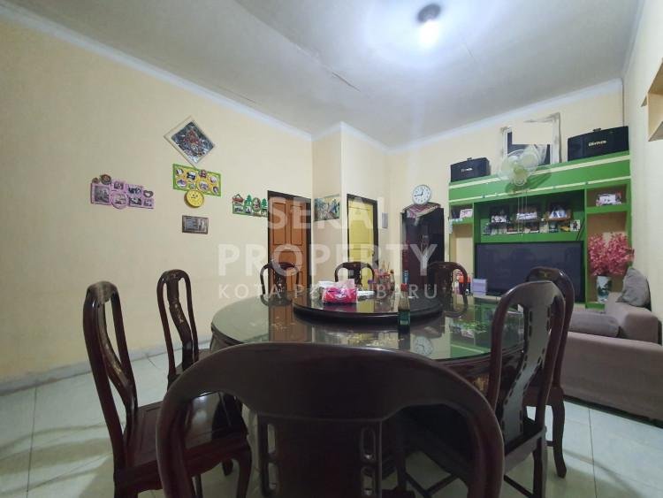 Lihat semua foto