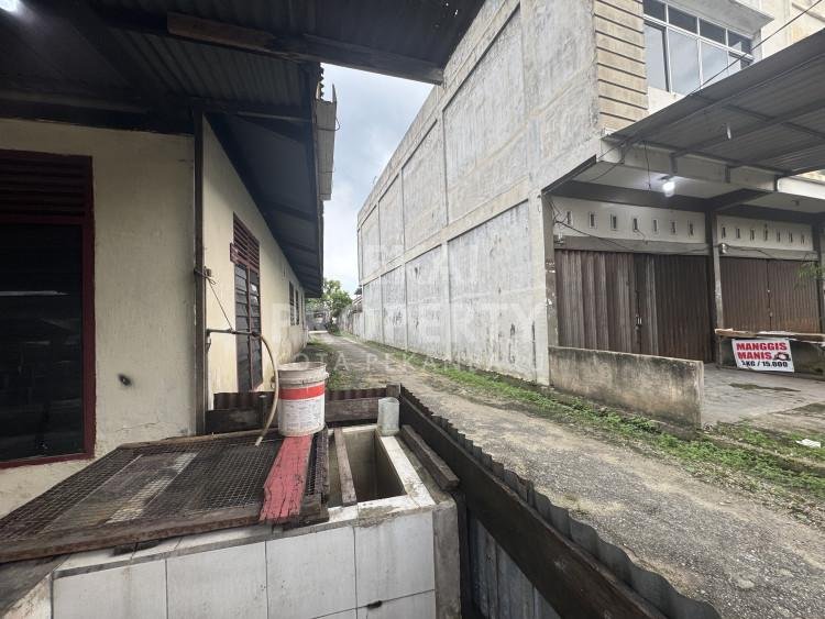 Lihat semua foto