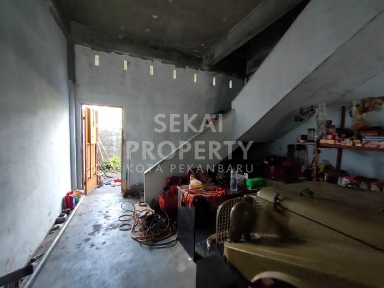 Lihat semua foto