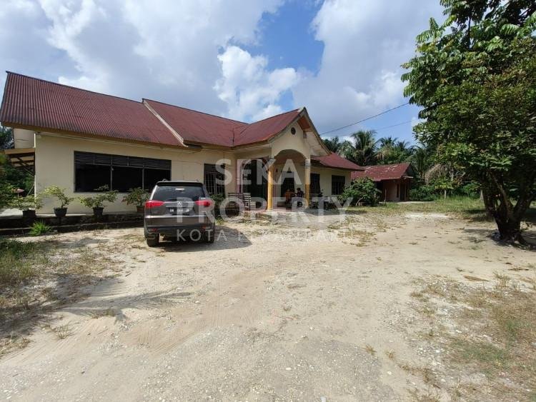 DIJUAL TANAH BONUS BANGUNAN LOKASI RAYA PASIR PUTIH PEKANBARU RIAU