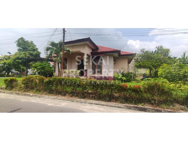 DiJUAL RUMAH SIAP HUNI JL.AUR KUNING