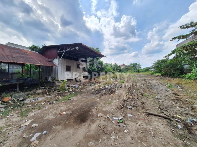Lihat semua foto