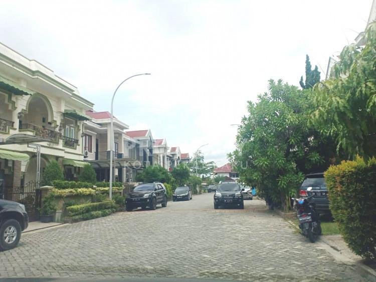 Dijual Rumah Cluster Mewah 2lt Gandeng di Jl. Tuanku Tambusai - Pekanbaru