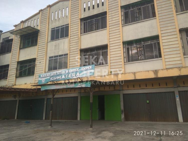 Dijual Ruko 3 Lantai di Jl. Hangtuah Ujung - Pekanbaru