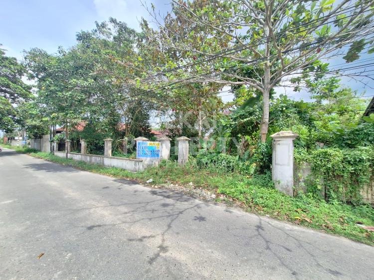 DIJUAL SEBIDANG TANAH KERAS LOKASI JL.MERAK/SUDIRMAN-PEKANBARU