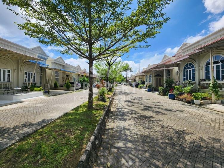 DIJUAL RUMAH CLUSTER MEWAH SEMI FURNISH SIAP HUNI LOKASI JL. MELATI - PEKANBARU