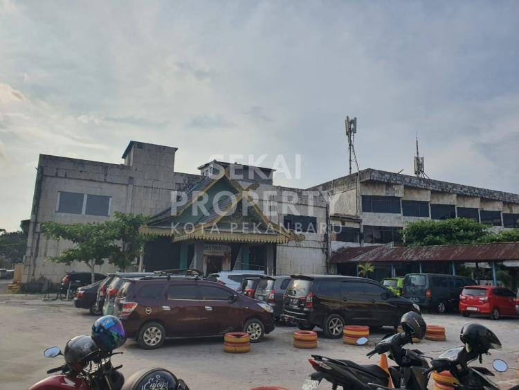 DISEWAKAN GEDUNG / PUB DALAM HOTEL LOKASI JL SUDIRMAN - PEKANBARU