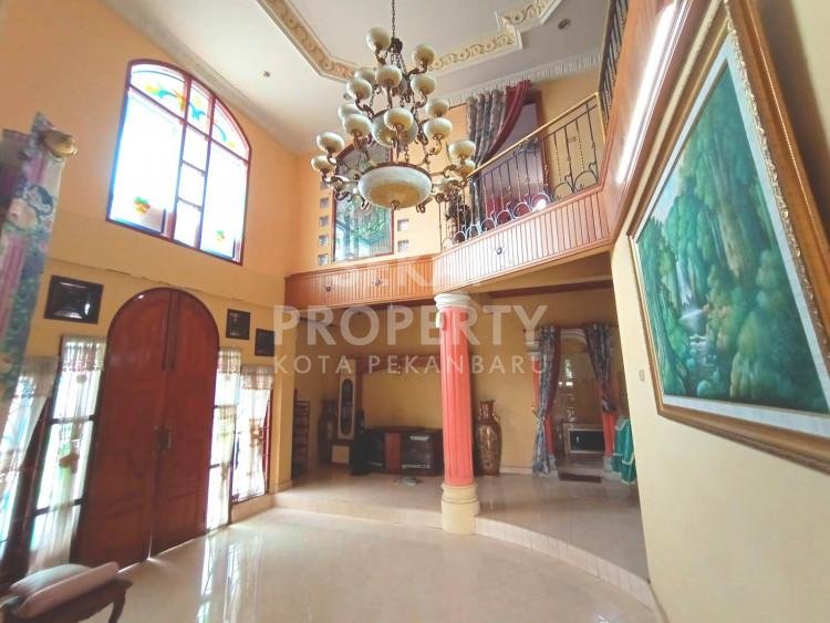 Dijual  Rumah 2 Lantai di Srikandi