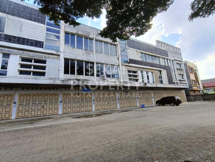 DIJUAL / DISEWA RUKO 10 UNIT DI JL. AIR HITAM PERGUDANGAN PLATINUM - PEKANBARU