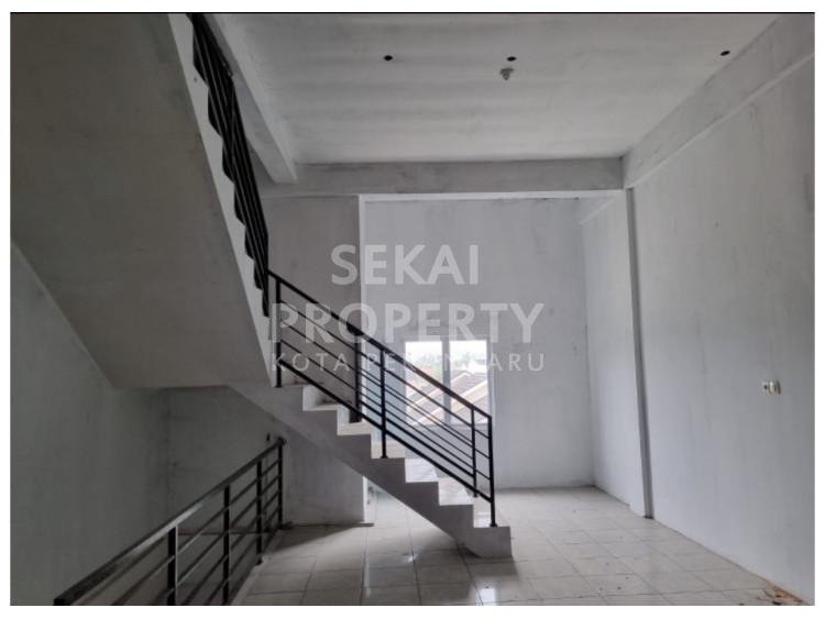 DIJUAL RUKO 3 UNIT 3 LT JL. KUBANG