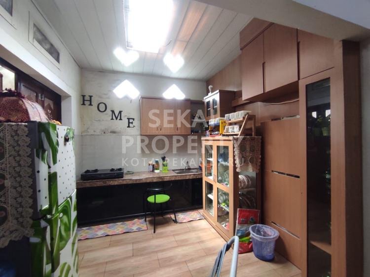 Lihat semua foto