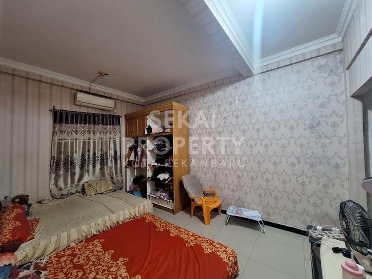 Lihat semua foto