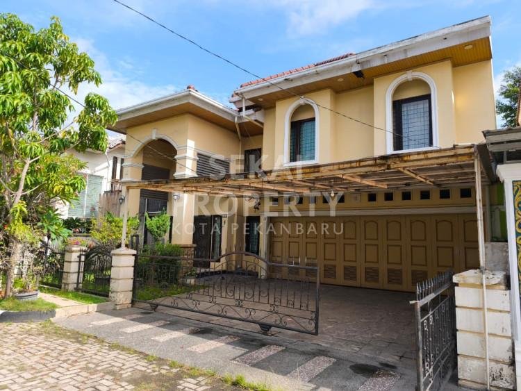 Dijual/ Disewa Rumah Cluster 2 Lantai di Soekarno Hatta