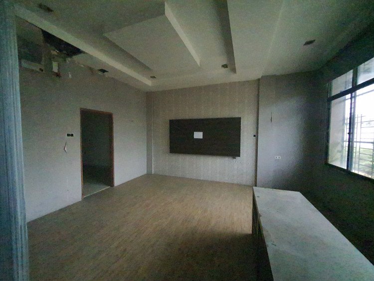 Dijual Ruko Gandeng 2 Lantai Full Granit Lokasi Dekat Jalan Riau - Pekanbaru
