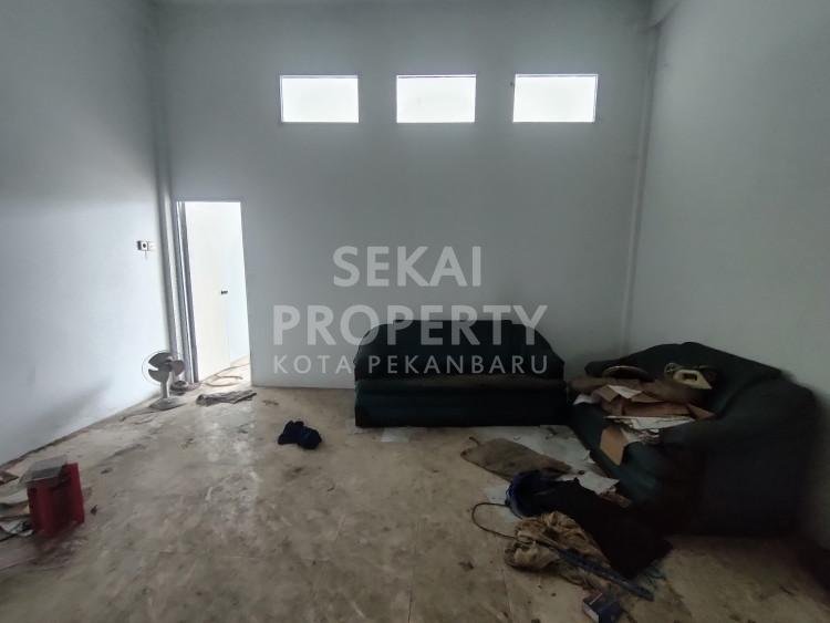 Dijual / Disewakan Ruko Gandeng 3lt di Jl. SM. Amin - Pekanbaru