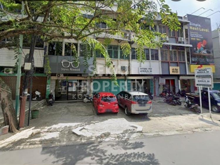DIJUAL RUKO 3 LANTAI COCOK BUAT USAHA LOKASI JALAN M.YAMIN - PEKANBARU