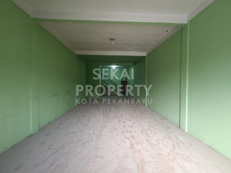 Dijual  /Sewa Ruko 2.5lt, Jalan Besar JL Parit Indah / JL Datuk Setia Maharaja, Pekanbaru