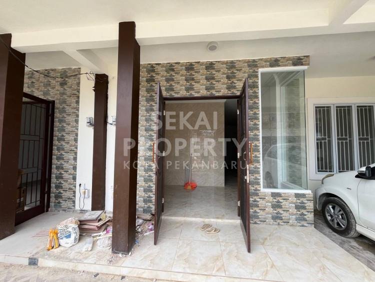 DIJUAL RUMAH CLUSTER MEWAH  2 LANTAI DAN BARU DI JLN. PEMUDA