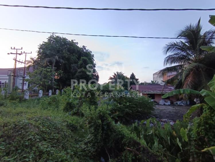 DI SEWAKAN TANAH JL RAYA BANGKINANG