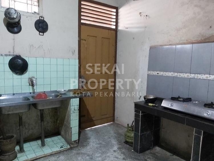 Dijual Rumah + Tanah  di Jl. Gunung Agung - Pekanbaru