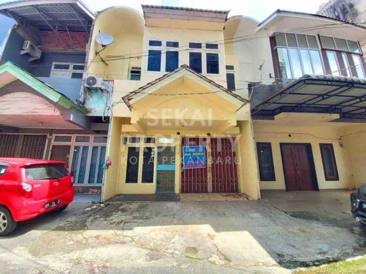 DIJUAL RUMAH 2LT SIAP HUNI LOKASI TENGAH KOTA JL. SETIA BUDI - PEKANBARU
