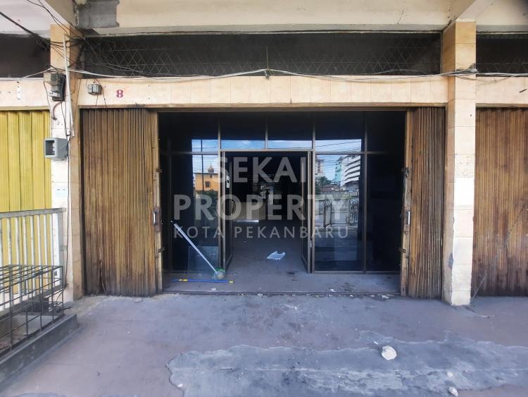 Disewakan ruko 2 Unit gandeng Tengah Kota Dekat Sudirman